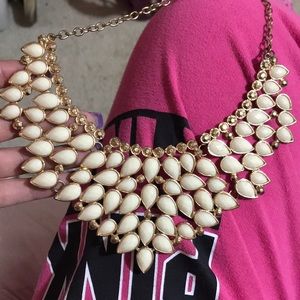 Gold agaci necklace